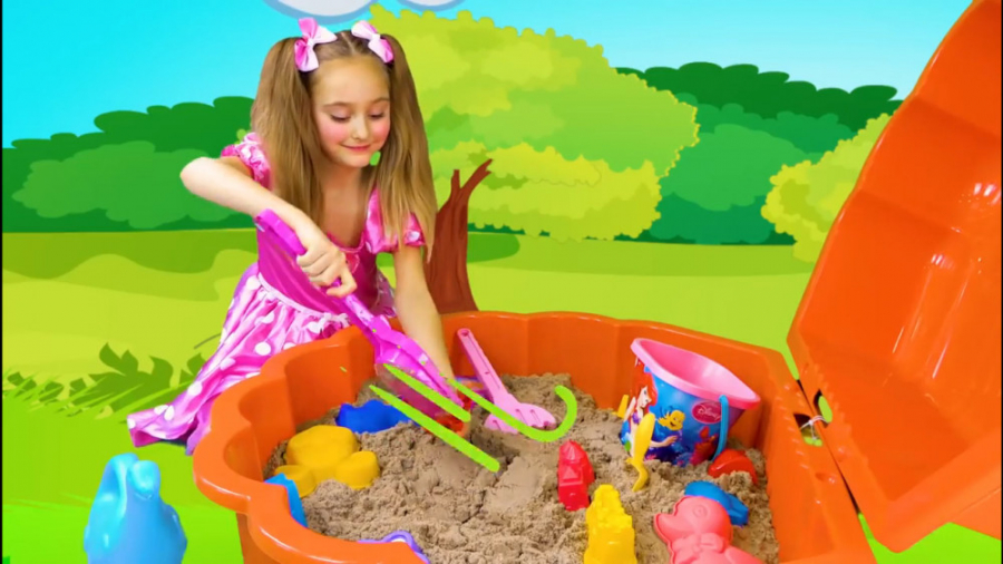 اسباب بازی ها و خانواده مهربان - نقاشی و آهنگ پرنسس ساشا برای کوچولوها